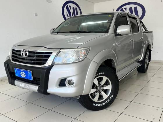 TOYOTA HILUX 2.7 STD 4X4 CD 16V FLEX 4P MANUAL